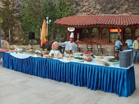 ホテル Pirlanta 3*