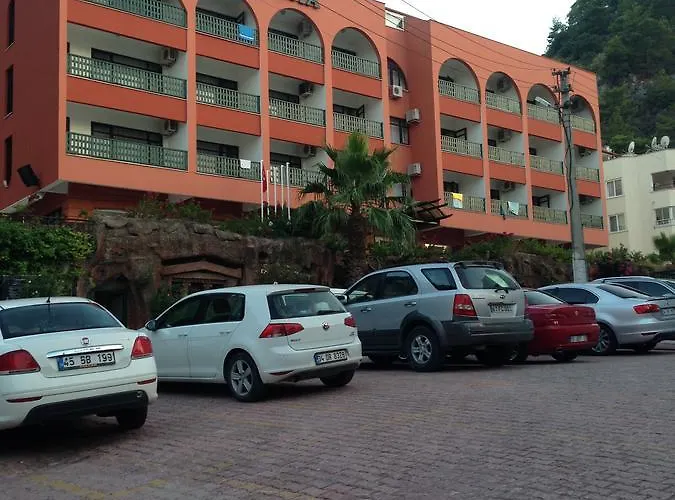 Pirlanta 3* フェティエ