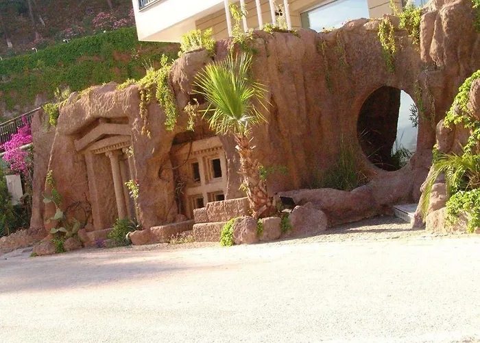 Pirlanta فندق 3*