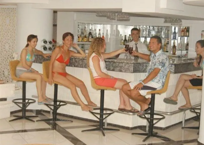 فندق Pirlanta 3*