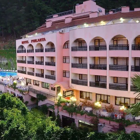 Pirlanta Hotell 3*